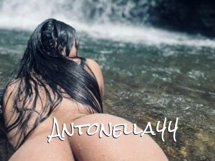 Antonella44
