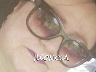 iwoncia Blow Cum