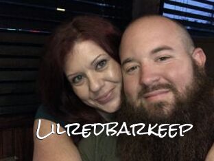 Lilredbarkeep