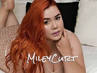 MileyCurt