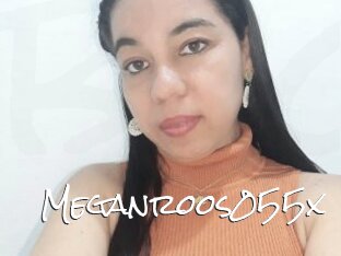Meganroos055x