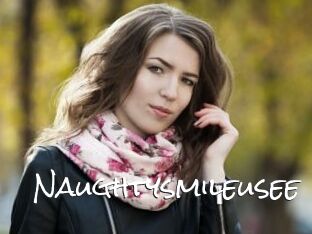 Naughtysmileusee