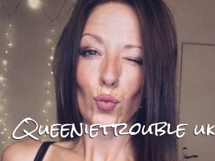 queenietrouble_uk Blow Cum