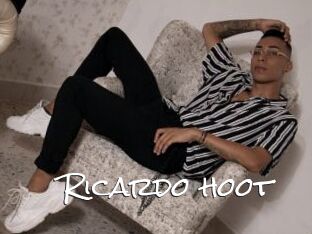 Ricardo_hoot