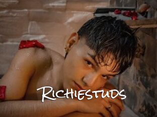 Richiestuds