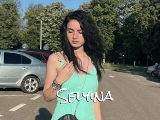 selyina Blow Cum