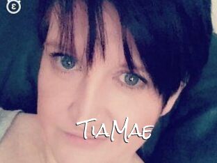 TiaMae Blow Cum